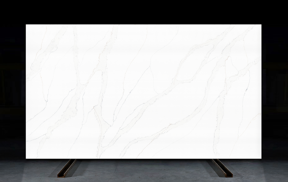 OLK3101 Calacatta Looking Quartz Stone Inventory In Warehouse Huge Stock Basic Calacatta White