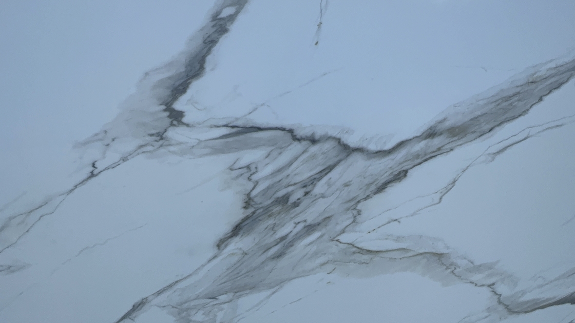 OLK1003G Calacatta Gold New Collection Vain To Full Body Printed Quartz Stone Hd Inkjet Print Technology Slab